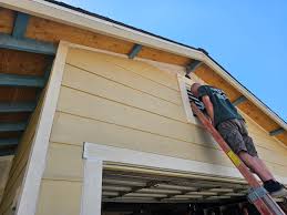 Siding Removal and Disposal in Foreman, AR